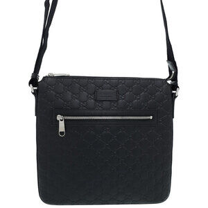 GUCCI Signature Guccissima Leather Messenger Crossbody Bag Black